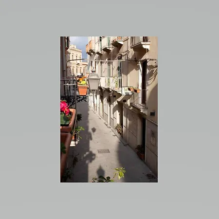 Gli Agrumi Rooms-2